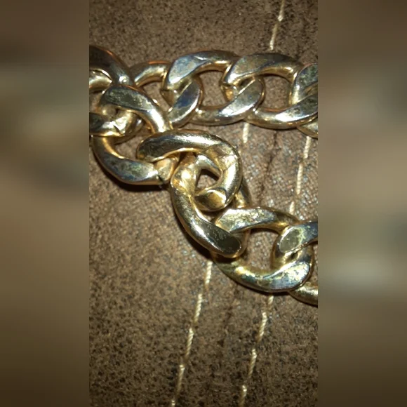 18in anchor goldtone heavy large link necklace with toggle clasp - Picture 10 of 14